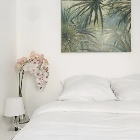 Appartement Familial Au Coeur Du Marais Paris Exterior foto